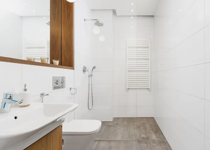 With Balcony - Pawia 34 Street شقة *