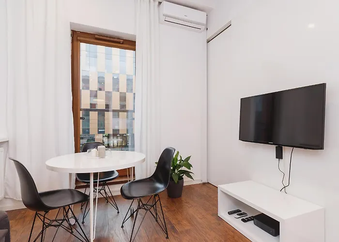 With Balcony - Pawia 34 Street شقة